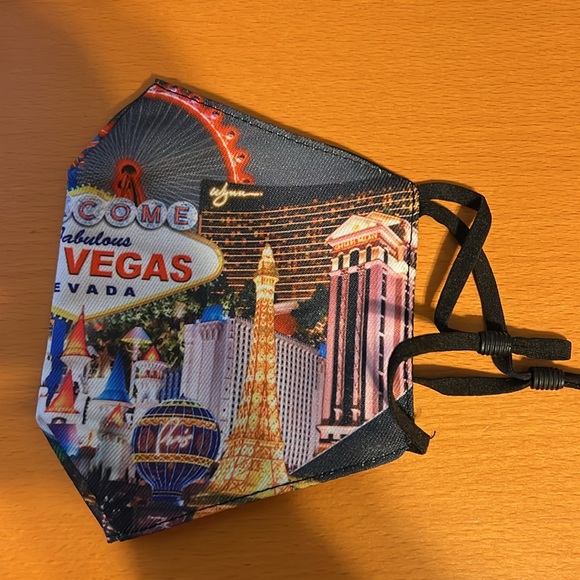 A Las Vegas Souvenir Face Mask with Adjustable Ear Straps - Picture 4 of 8